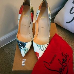 Sz. 36.5 Authentic Louboutin pumps